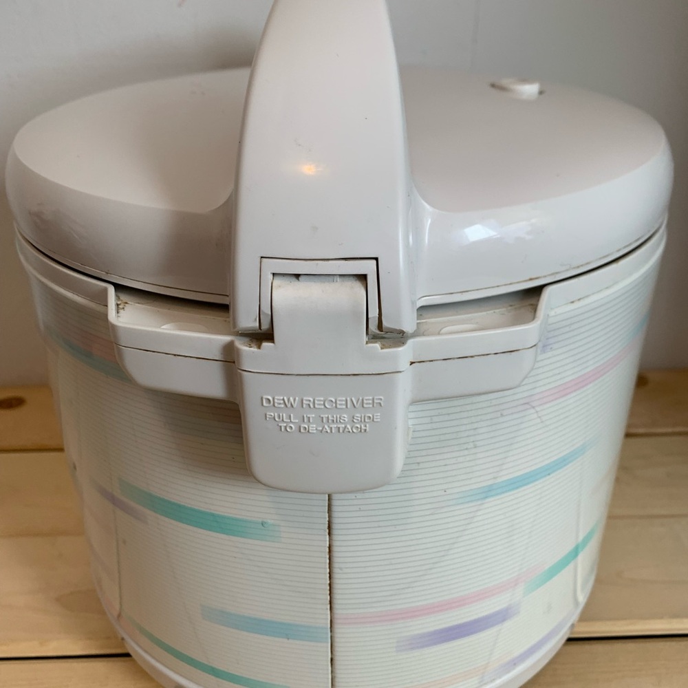 90s- Rival White Electric Rice Cooker - Picture 7 of 10
